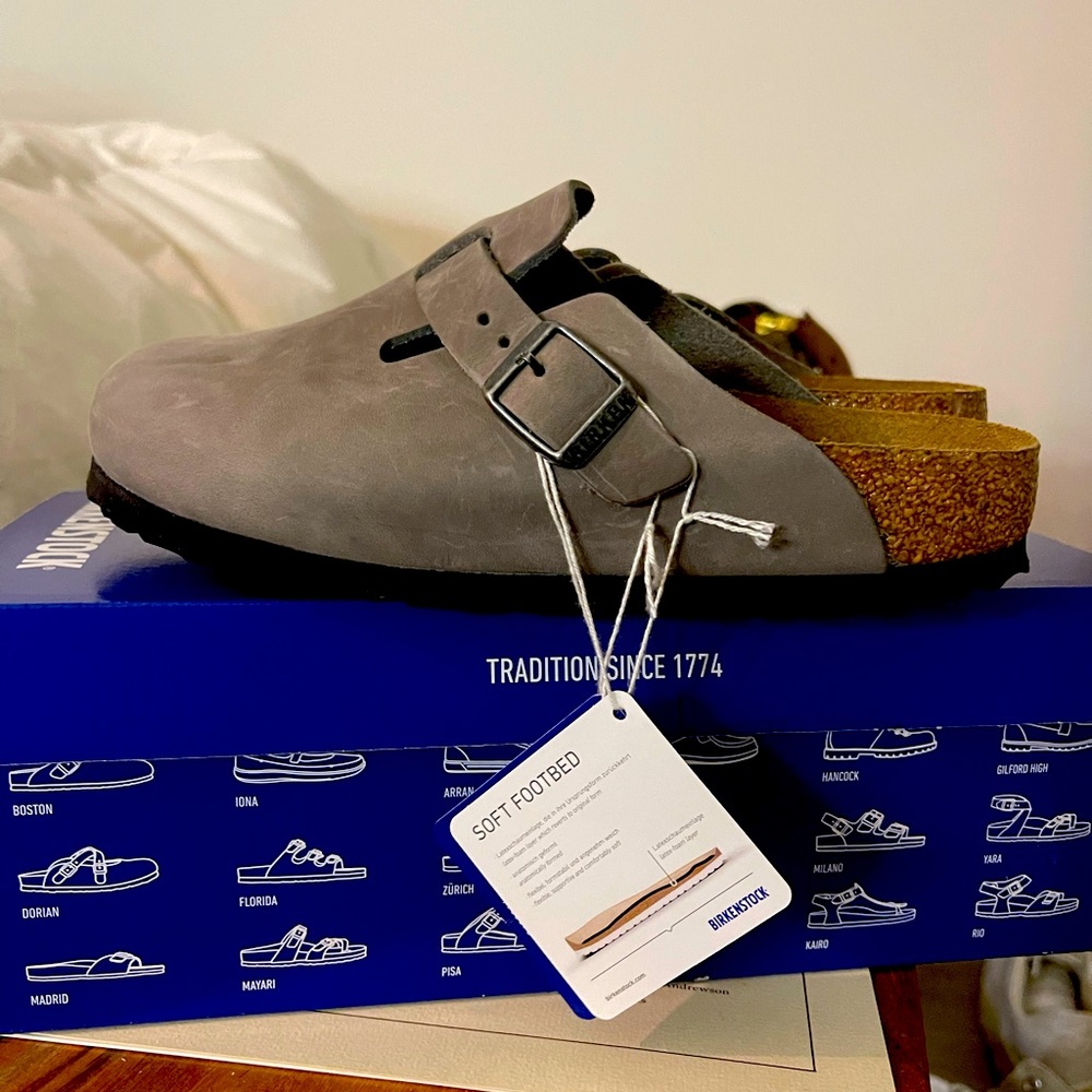 Brand NWT Birkenstock Boston Clog in Oiled Leather in color Iron